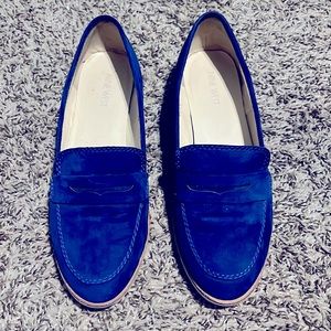 Nine West | Faux suede blue loafers.